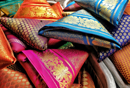 Silk Designer Pattu Saree, for Dry Cleaning, Width : 6.5 Meter at Rs 2,000  / Piece in Hyderabad